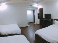 微旅商務Hotel新竹館-六人家庭房