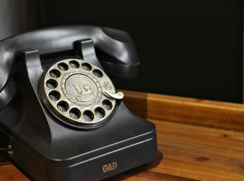 客房設備-仿古懷舊電話