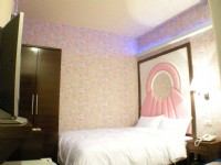 Fuchia Hotel-Room