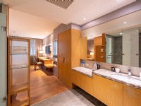雲富大飯店-標準雙人房浴室