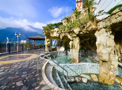 Outdoor Hot Spring Pool
